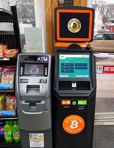 ChainBytes Universal Bitcoin ATM with a top screen